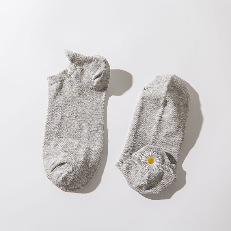 Personality Socks Female Socks Female Socks Daisies GD Right Zhilong Flower Embroidery College Wind Socks Cotton Socks